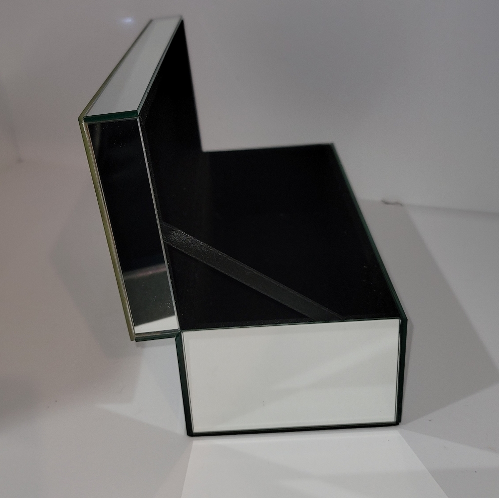Mirrored Decorative Storage Box - Picture 3 of 8